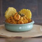 Su nombre viene de la cordillera Colonche que atraviesa Manabí.