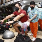 Para proteger tus rodillas debes  fortalecer los músculos que las sostienen.