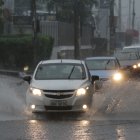 Referencial. La lluvia ha persistido por al menos 14 horas en ciertos sectores.
