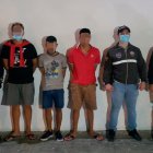 La Policía mostró a los tres sospechosos aprehendidos.