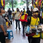 El movimiento en la Bahía, centro de Guayaquil, se empezó a mover previo al partido de Ecuador.