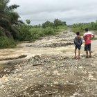 Localidades de la costa ecuatoriana se inundaron a causa de desbordamiento de ríos cercanos