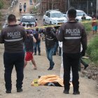 El cuerpo de Santiago Salazar Lascano quedó sobre la calzada, estaba a dos cuadras de su domicilio.balazos en la Coop San Francisco por negarse a las extorsiones.