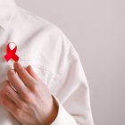 Descubren variante del VIH más virulenta.