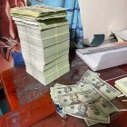 Una enorme cantidad de billetes falsos ya estaba lista para circular en las calles del país.