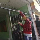 Los vecinos instalan alarmas para alertar sobre algún  sospechoso en el barrio.