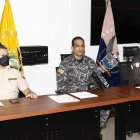 La información fue proporcionada por jefes policiales durante una rueda de prensa.