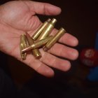 La Policía recoge indicios balísticos.