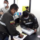 El gerente del canal de televisión confirmó que existe una denuncia sobre presunto sobreprecio en los acuerdos.