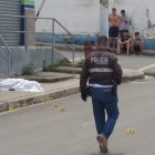 Familiares de Santiago Gregorio Díaz Quiroz lloraban desconsolados su trágico deceso.