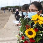 Jaela siente miedo de salir de su casa. Le duele regresar a la cancha en la que ocurrió la tragedia. Aún espera que su padre vuelva.