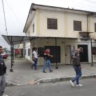 Agentes de la Policía Nacional recorrieron el sitio del suceso.