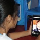 Observando una foto de Andrehus Yasmani Valle su hermana menor contó cómo fueron sus últimas horas de vida.  21/02/2022 Agencia (ag-extra)