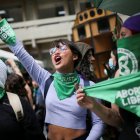 Colombia aprobó el aborto hasta la semana 24.