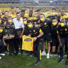 Fabián Bustos se despidió de Barcelona con un triunfo ante Técnico Universitario.