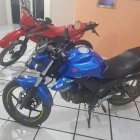 La Policía investiga si en estos vehículos andaban los sospechosos.