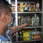Quienes comercializan la Santa Muerte en Quevedo aseguran que en diciembre fue ‘caída y limpia’.