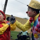 Súper coleguita y su hijo Sunami, de 7 años, forman una dupla genial de la risa.