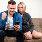 Así no te guste lo que ves en redes, no puedes convertirte en el juez de nadie y criticar.