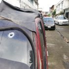 En el Guasmo sur, una persona se bajó de un vehículo con un fusil disparando a un grupo de persona que se encontraban reunidos.