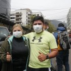 Abigaíl y Stalin madrugaron desde Riobamba para poder adquirir las anheladas entradas.