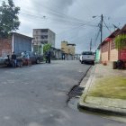 Los investigadores confirmaron que la víctima tenía heridas de armas cortopunzantes en diferentes partes del cuerpo.