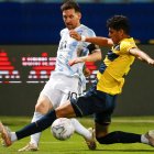 El zaguero ecuatoriano Piero Hincapié será titular en el duelo ante Argentina, en la última fecha de las eliminatorias al Mundial de Catar 2022.