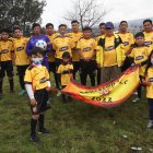 Uno de los dos equipos que lleva el nombre y los colores de Barcelona en la liga barrial.