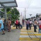 Quienes se atienden particularmente en la casa de salud, se solidarizan con los derivados del IESS.