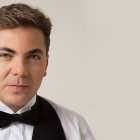 'Hits Tour' es el nombre del show que está compuesto de los temas más famosos del mexicano.