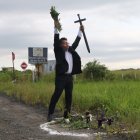 El vidente José de los Santos realizó un ritual para eliminar las malas energías y armonizar las buenas vibras en los terrenos donde debería construirse el aeropuerto.

PERIODISTA : VICENTE TAGLE 

FECHA : 05/04/2022 

Agencia (ag-extra)