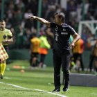 Fabián Bustos llegó al Santos de Brasil el pasado 28 de febrero. Desde su llegada el Peixe apenas ha ganado dos encuentros.