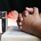 Muchos creyentes religiosos se abstienen de ingerir alimentos en ciertos tiempos.