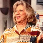 Su muerte se dio por causas naturales mientras dormía, informó una allega de la familia.