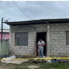 En esta vivienda del barrio Monte Sinaí, del sur de 
Esmeraldas, gatilleros acribillaron a seis integrantes de una familia.