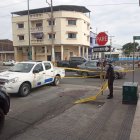 El sector donde ocurrió el crimen está acordonado por la Policía.