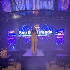 Desde octubre es animadora de un cabaré en el norte de Quito. Responde con picardía a propuestas indecentes.