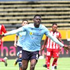 El colombiano Cristian Martínez Borja estuvo imparable para la defensa del Rodillo. El Parce lleva seis goles en la LigaPro.