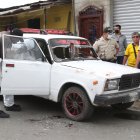 Un vehículo que estaba parqueado en el sitio quedó averiado a consecuencia de los impactos de bala.