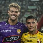 Javier Burrai y Emmanuel Martínez de Barcelona estarían por iniciar los trámites de naturalización como ecuatorianos.