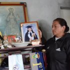 En la casa de la joven se hizo un altar en su honor para rezarle todas la noches.