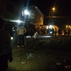 Luego del ajusticiamiento los lugareños buscaron ayuda para el caído, pero ya era tarde.