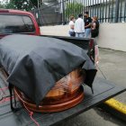 El féretro con los restos de esta nueva víctima de la delincuencia en Los Ríos.