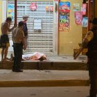 A Jorge Flores Mora lo asesinaron cuando acudió a la tienda con su hijo.
