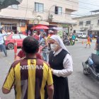 La hermana Dayana Cobos vivió de cerca el levantamiento de un cadáver al sur de Guayaquil.