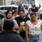 En la capital, pocas personas salieron sin el cubrebocas. Quienes lo hicieron se sintieron ‘libres’ de usar este implemento.