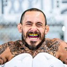 Marlon ‘Chito’ Vera llevó la bandera de Ecuador en sus dientes.