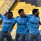 Emelec dominó de visitante y pudo conseguir una victoria por goleada, que lo revive en Copa Libertadores.