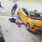 El hombre quiso esconderse en un taller automotriz, pero lo agarraron a balazos.