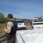 El hallazgo fue hecho por un niño en Monte Sinaí, norte de Guayaquil . La víctima vestía jean azul y camiseta roja.